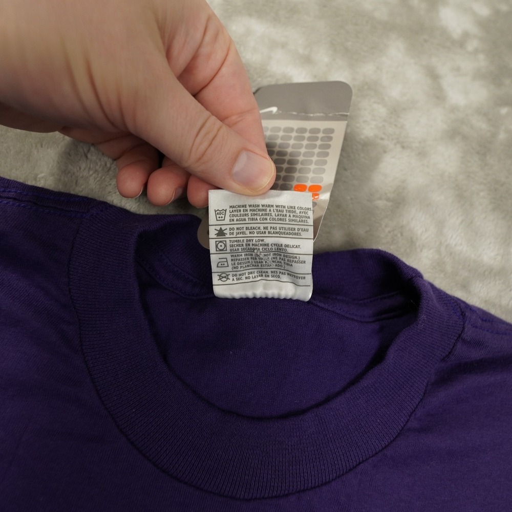 Nike Vintage 90s T Shirt Men's‎ Medium Spellout Purple Long Sleeve NWT - Picture 7 of 10